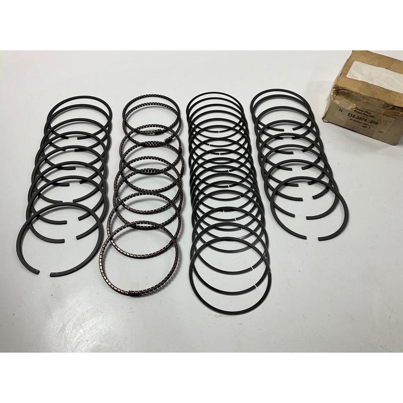 Perfect Circle 210-5074 .040'' Size Piston Rings - 1958-1976 Ford 360 390-V8