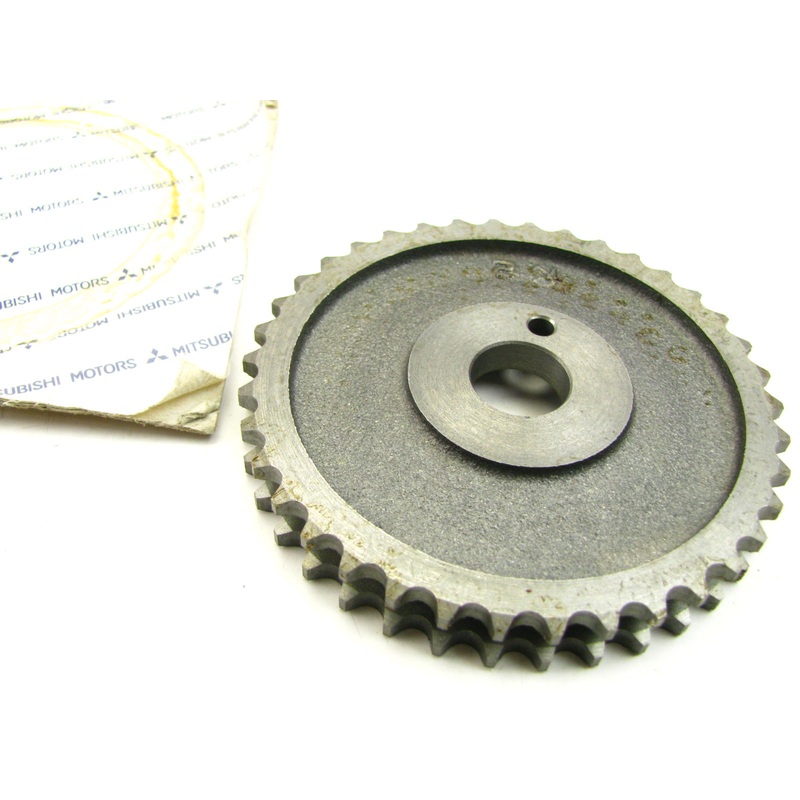 OEM  - Mitsubishi Engine Timing Camshaft Sprocket MD021246 - 78-89 2.6L