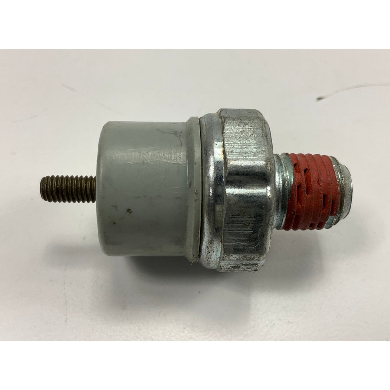NEW UNBOXED OEM Motorcraft SW-2220 Engine Oil Pressure Switch Sender