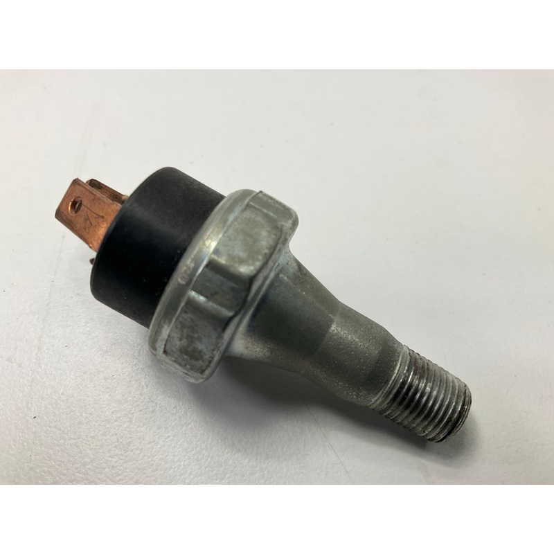New Unboxed PS-126 Engine Oil Pressure Switch Sender