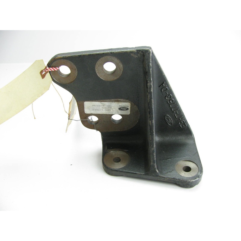 NOS 1988-92 Ford LA9000 LT9000 Front Bumper Left Drivers Side Mounting Bracket