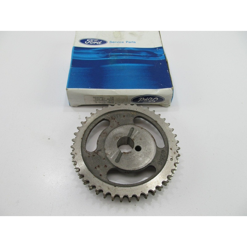 NOS Ford D9HZ-6256-A Engine Timing Cam Sprocket - Ford 370 429 HD Medium Truck