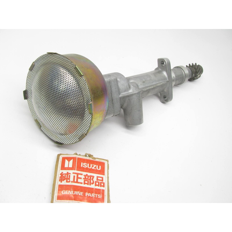 NOS - Isuzu 8-94251411-0 Engine Oil Pump OEM For 1973-75 Luv Pickup 1.8L I4