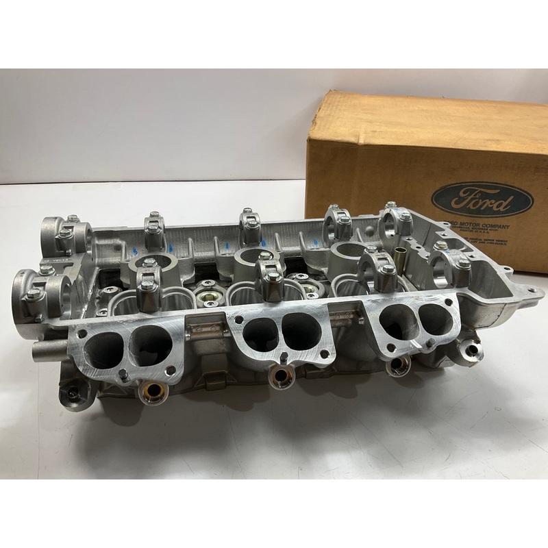 NOS OEM Ford F3DZ6049B Engine Bare Cylinder Head 93-95 Taurus 3.2L SHO RH Side