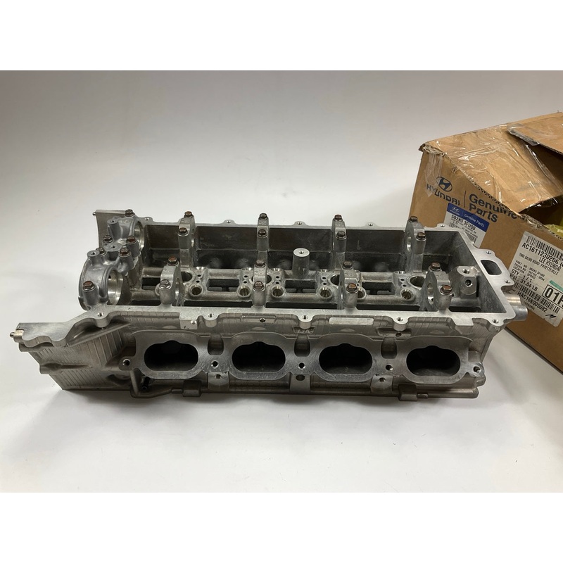 NEW Right Side Engine Cylinder Head, Bare, OEM For 09-12 Genesis 4.6L 502K53FU00
