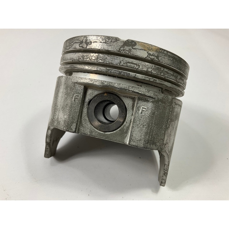 NEW UNBOXED 1081P Engine Piston - Standard Size - 1972-1987 Ford 300 4.9L-L6