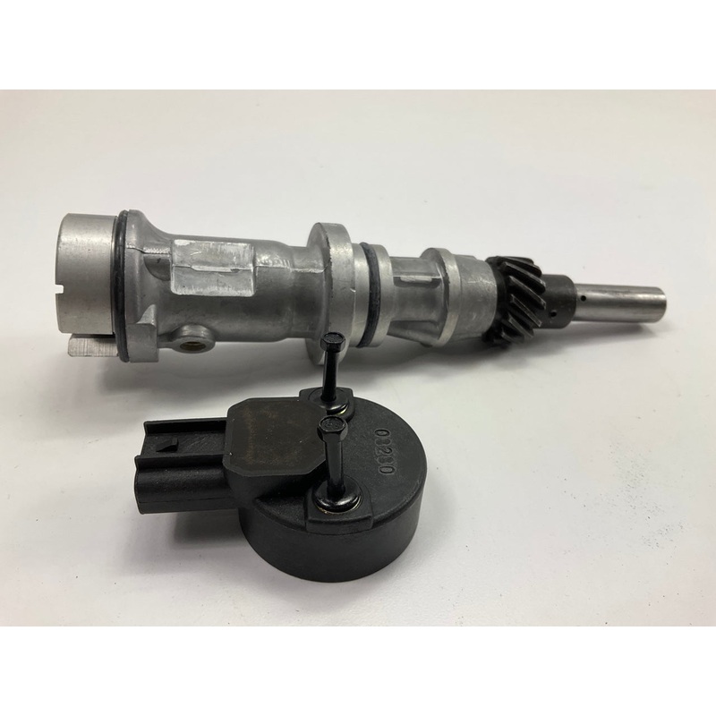 NEW UNBOXED Dorman 689-104  Engine Camshaft Synchronizer 1996-1997 Ford 3.0L OHV