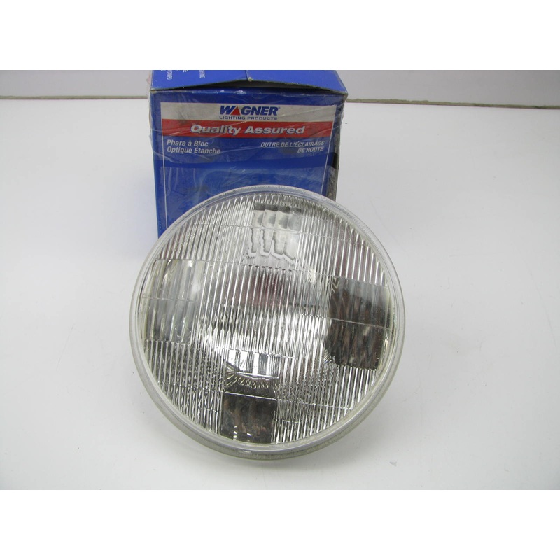 28 Volts - Wagner 4570 Sealed Beam Headlight Headlamp Lamp Bulb - 5-3/4'' 28V