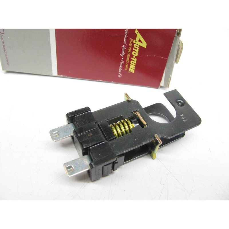 Auto Tune PT3232 Brake Light Switch For Various 1972-1990 AMC