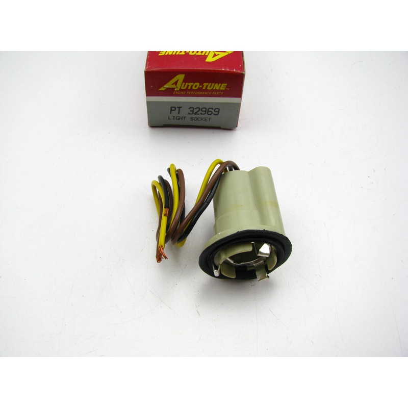 Auto Tune PT32969 Parking / Backup Light Bulb Socket