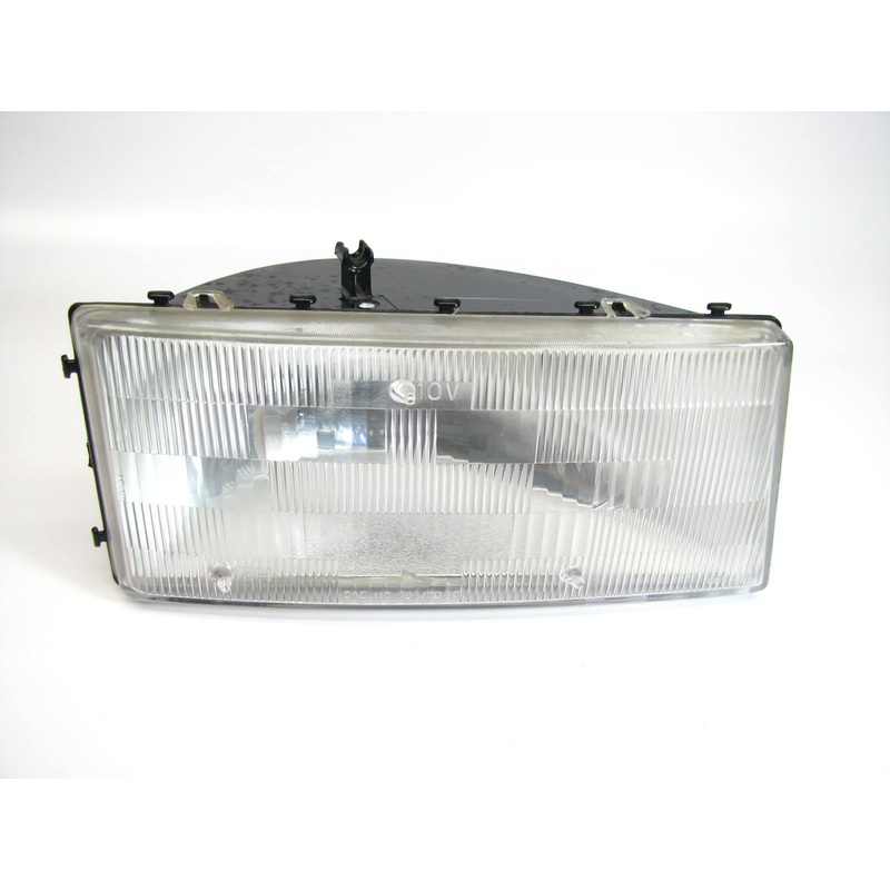USED OEM 4388584 Front Right Head Lamp Headlight For 89-95 Spirit, 90-94 LeBaron