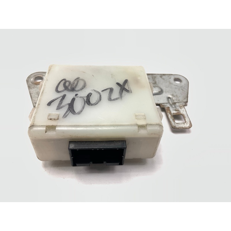 USED OEM Wiper Timer Control Module 28550-30P10 For 90-96 Nissan 300zx Z32