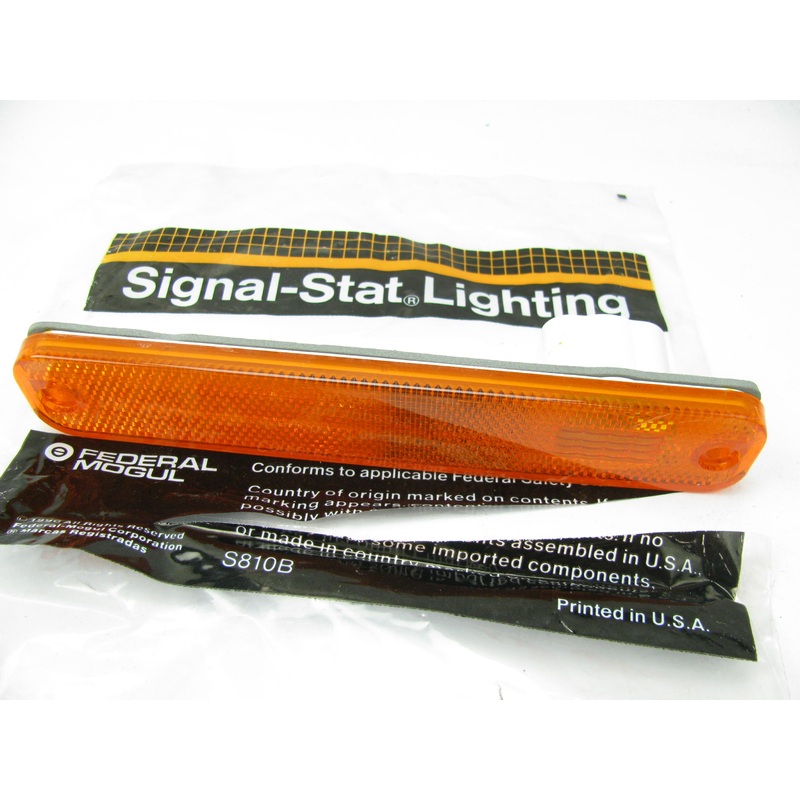 Vintage Signal-stat 8956A Side Marker Light