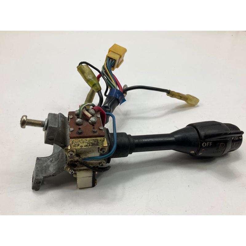 USED #138 Headlight Head Lamp Wiper Switch For 1974 Datsun 260z, 1975-1976 280z