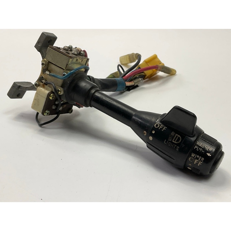 USED #160 Headlight Head Lamp Wiper Switch OEM For 74-76 Datsun 240z 260z S30