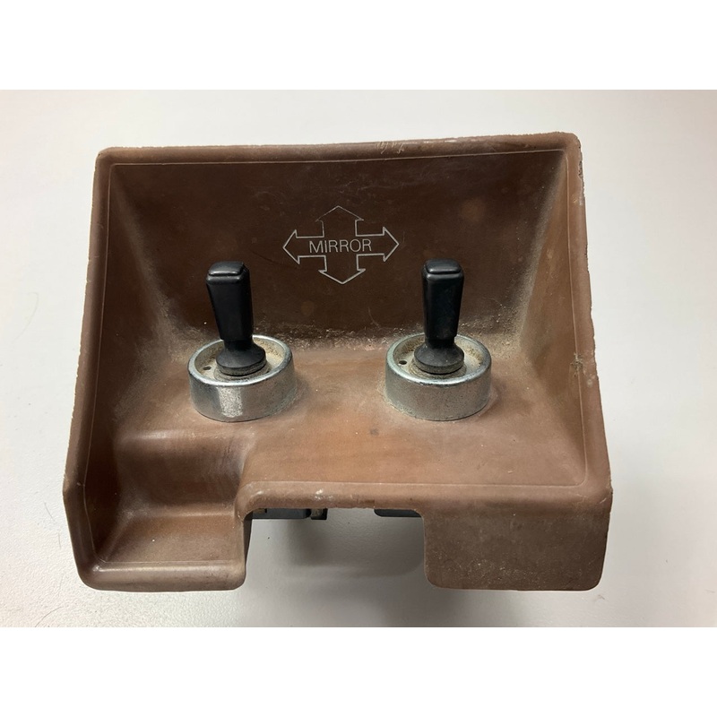 USED - #685 Brown Mirror Adjust Switch OEM For 1979-1983 Datsun 280zx