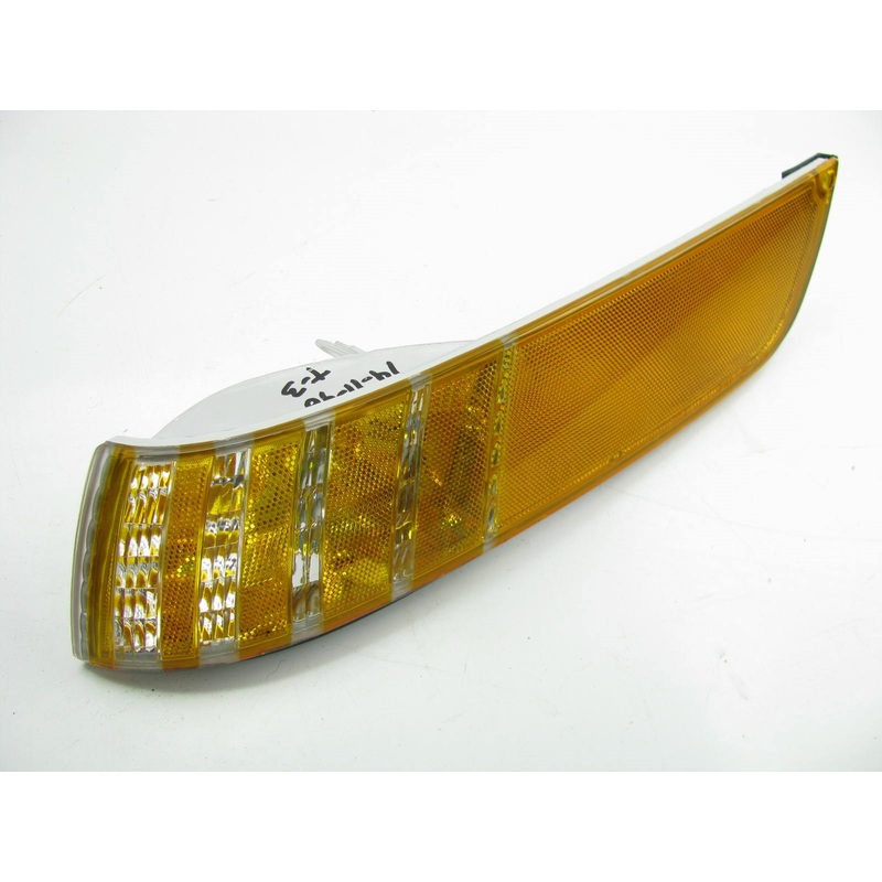 USED - 92-94 Grand Marquis Left Drivers Parking Corner Light Lamp F2MB-15A429-AE