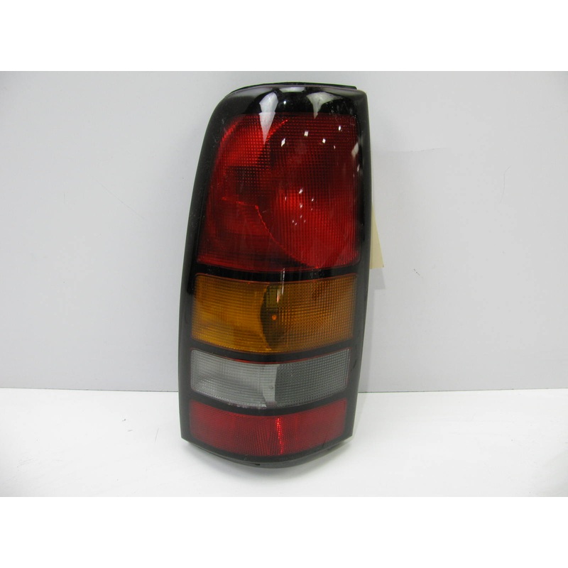 USED - OEM 04-07 GMC Sierra 1500 2500 3500 Drivers LEFT Taillight Lamp 15844159