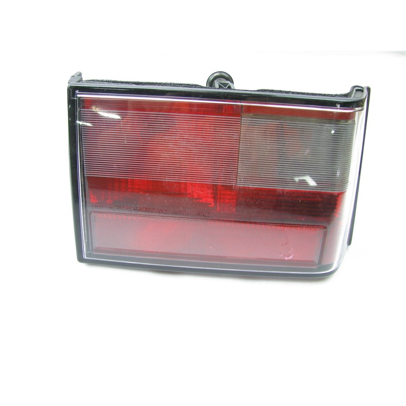 USED - OEM GM 16521993 Left Drivers Side Tail Light Lamp 1992-1997 Seville