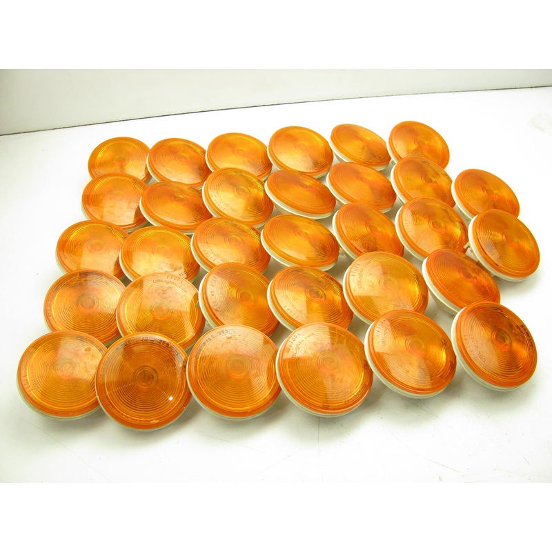 (32) Uni-Bond SE4000A Incandescent Round Signal/Park Lamp - Amber 4'' Round
