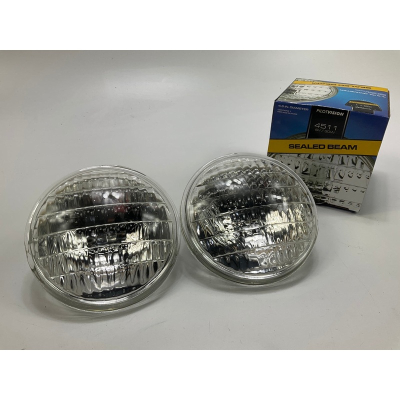 (2) Pilot 4511 Aviation Tractor Headlight Light Bulb 30W 6V PAR36 Lamp, 6 VOLT