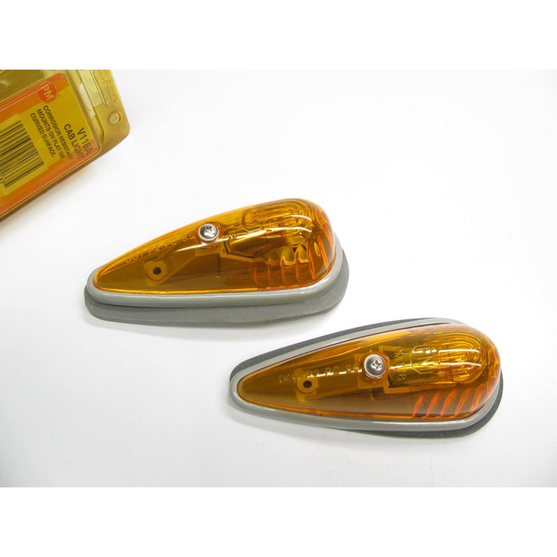 (2) Peterson Manufacturing V118A Amber Cab / Clearance Lights Lamps