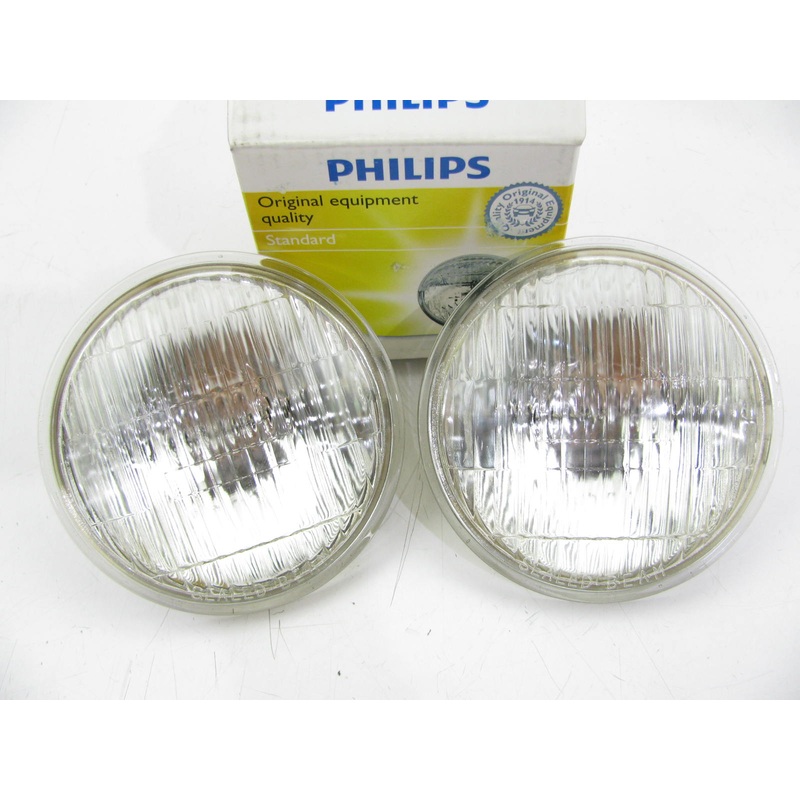 (2) Philips 4502C1 Sealed Beam Lamp Light Bulbs 28V 50W