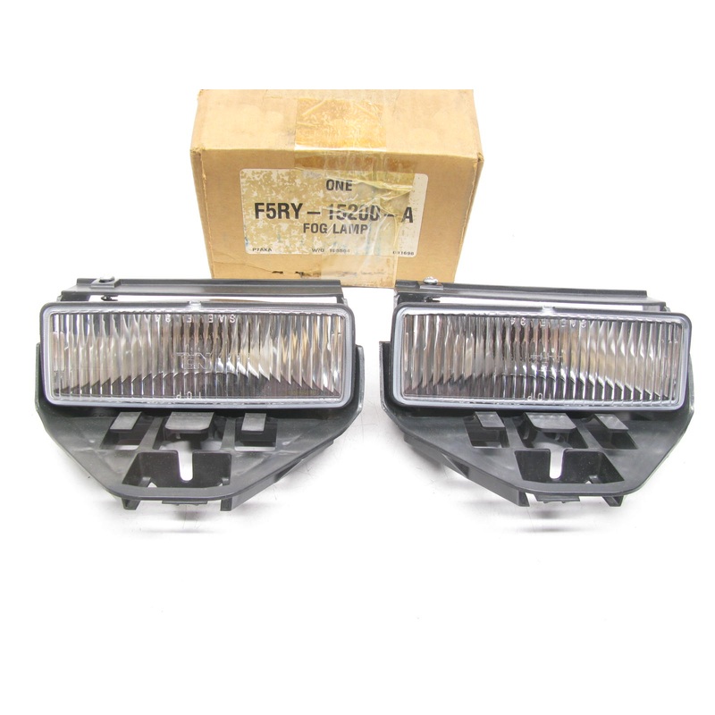 (2) NEW - OEM Ford F5RY-15200-A Fog Light Lamp For 1995-1997 Mystique