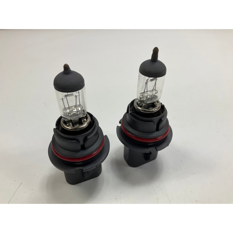 (2) NEW - OUT OF BOX PILOT PL-9004PK Headlight Headlamp Light Lamp Bulb, 9004