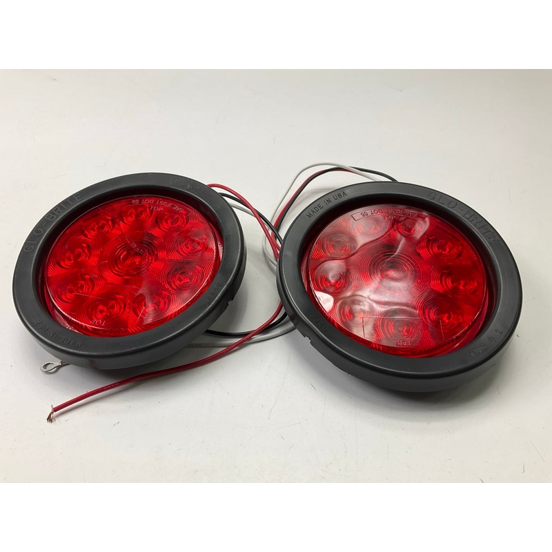 (2) NEW - UNBOXED Blazer C542RTM 4'' LED Round Stop / Tail / Turn Light LAMP Red