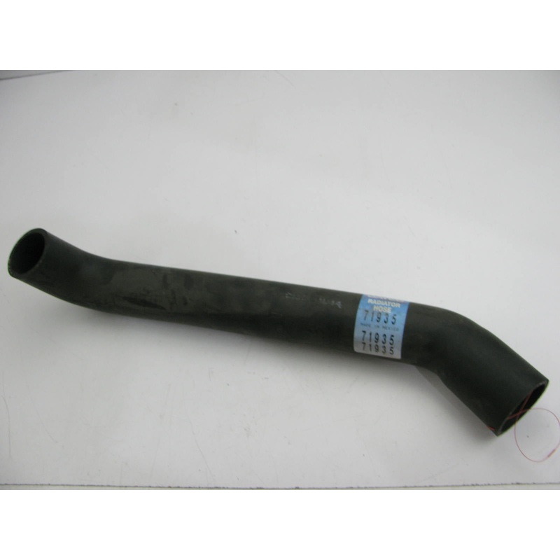 Dayco 71935 Lower Radiator Coolant Hose For 1997-2002 Freightliner FL80 ISC, 6CT
