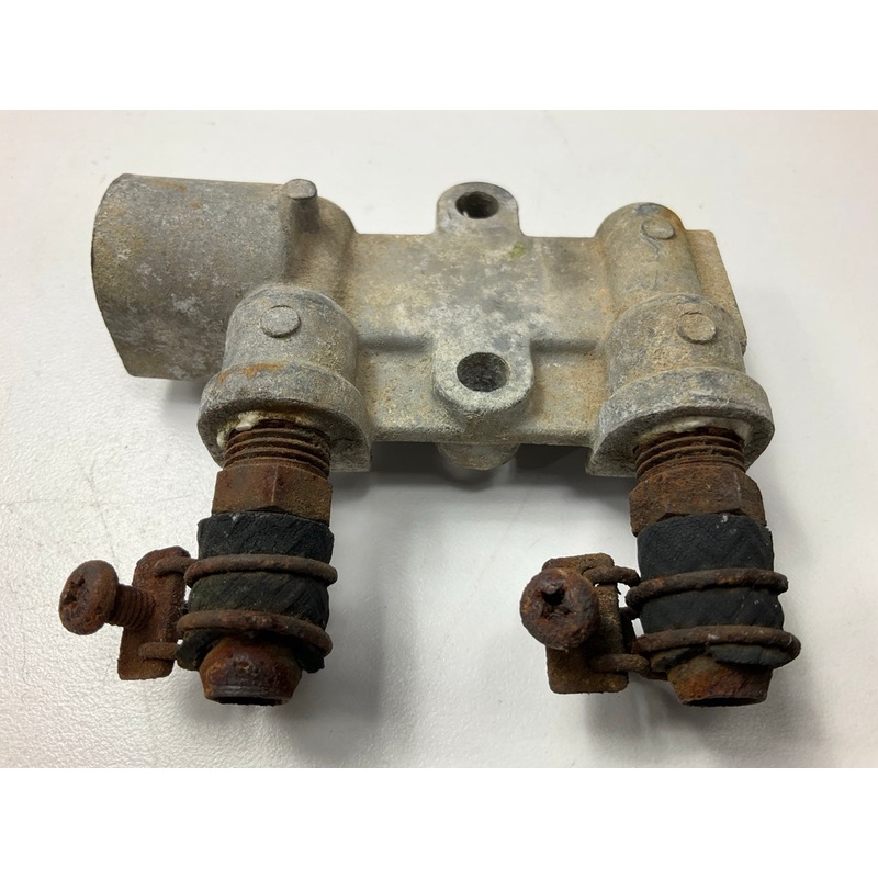 USED #844 Coolant Junction Block OEM For 1979-1983 Datsun 280ZX