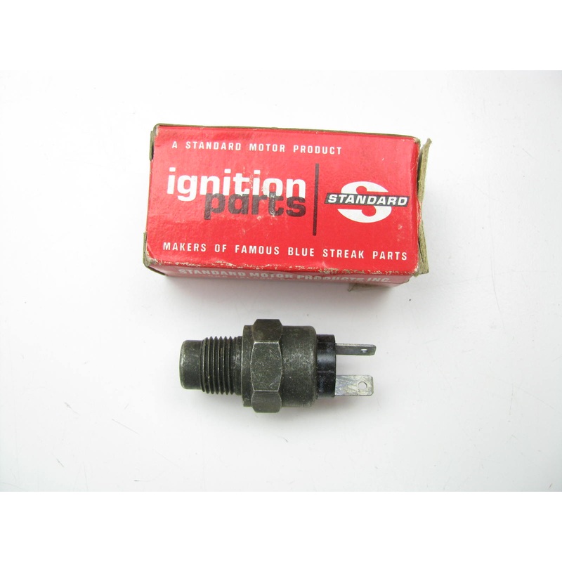 Standard Motor Products AX5 Coolant Temperature Sensor