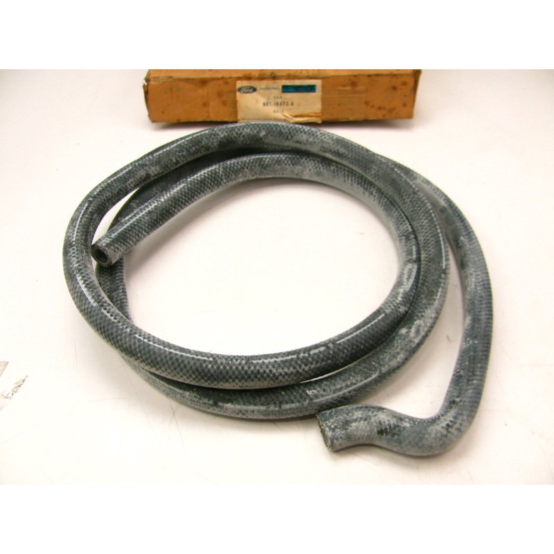 NOS Genuine OEM Ford B8T-18472-A Radiator Coolant / Heater Hose 377393S