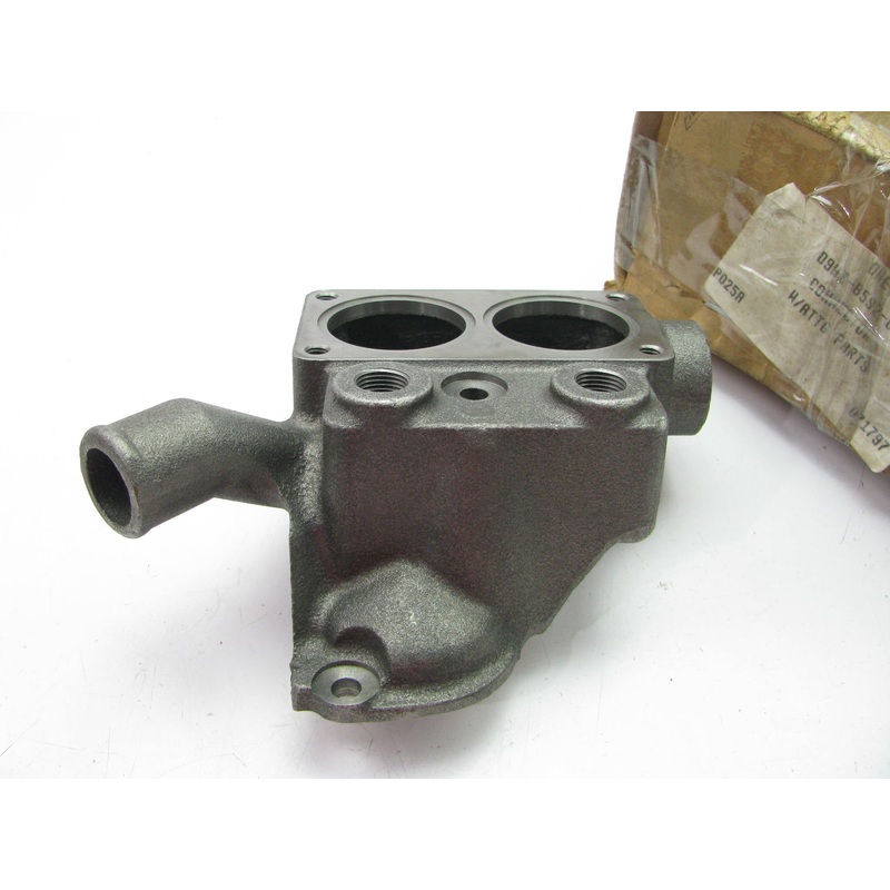 NOS - OEM Ford D9HZ-8592-C Coolant Water Outlet 1979 F600 F700 F800 370 429-V8