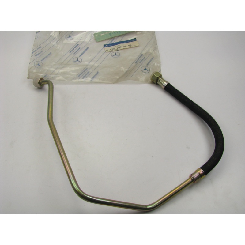 OEM Mercedes-benz M114 A1301870682 Oil Cooler Line Tube Hose 130-187-06-82