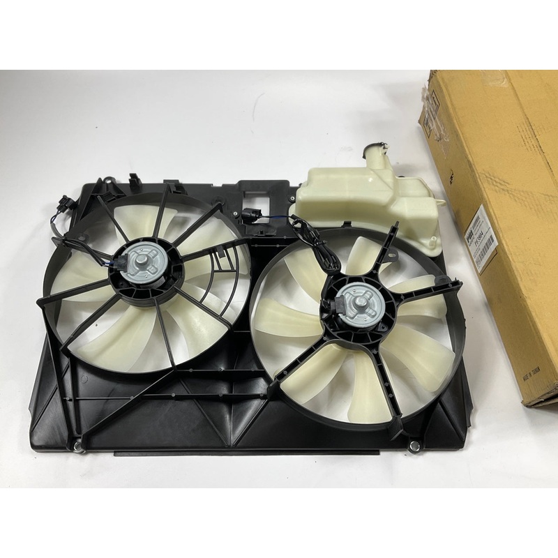 PBI PF3804 Dual Radiator And Condenser Fan Assembly For 2004-2005 Toyota Sienna