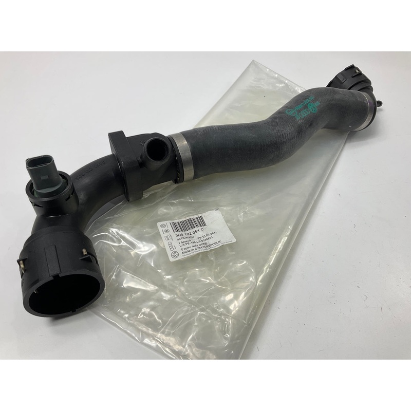 NEW OEM 3D0122051C Radiator Coolant Hose 04-06 VW Phaeton W12, 05-10 Continental