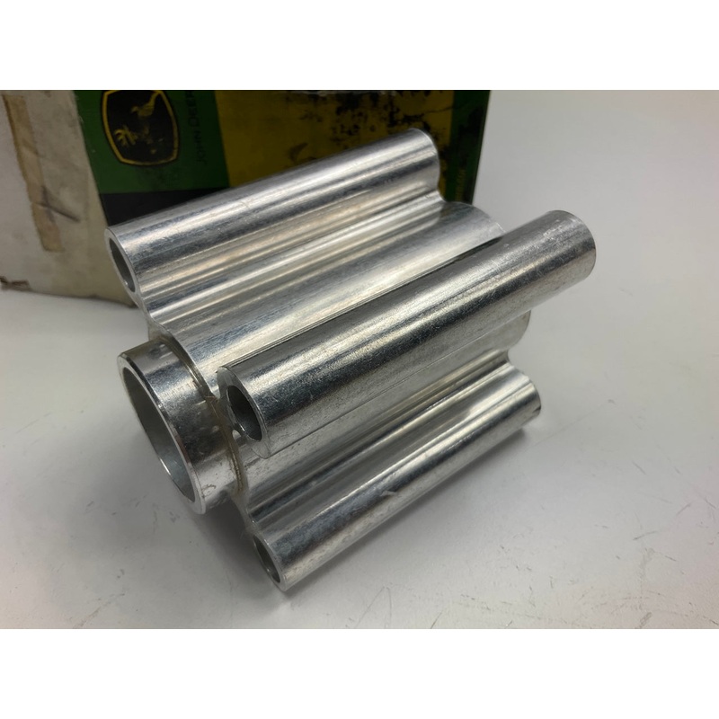 NEW R81876 Pilot Fan And Wheel Spacer OEM For John Deere