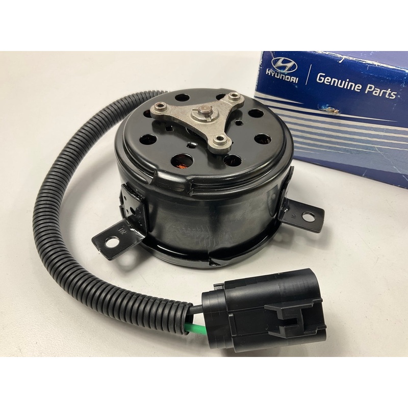 NEW Radiator Cooling Fan Motor OEM For 2008-2010 Hyundai Sonata 253863K170