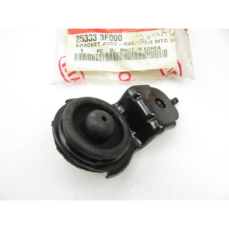 NEW GENUINE OEM UPPER Radiator Mounting Bracket For 04-06 Kia Amanti 253333F000