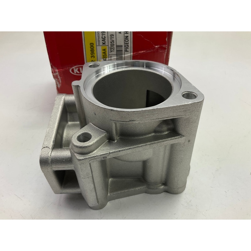 NEW Engine Coolant Thermostat Housing For 2003-06 Kia Sorento 3.5L V6 2562239800