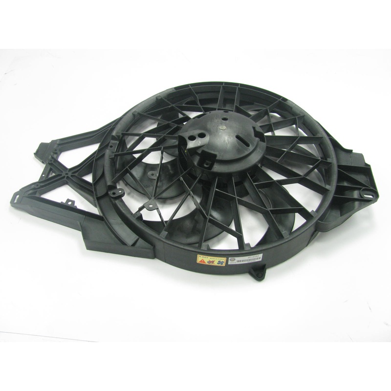 NEW - OUT OF BOX 1604-256174 Engine Cooling Fan Assembly 99-04 Ford Mustang 3.8L