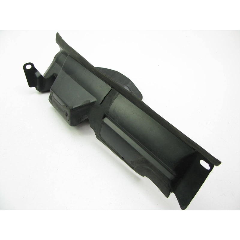 NEW - OUT OF BOX - Right Side Radiator Support Air Baffle Duct Deflector Shield